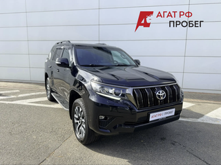 2021 Toyota Land Cruiser Prado 150 Series Рестайлинг 3, чёрный, 5900000 рублей, вид 3