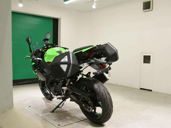 2021 Kawasaki Ninja 400, зелёный, 590000 рублей - вид 5