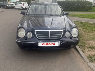 1999 Mercedes-Benz E-Класс 320 II (W210, S210), синий, 450000 рублей, вид 3