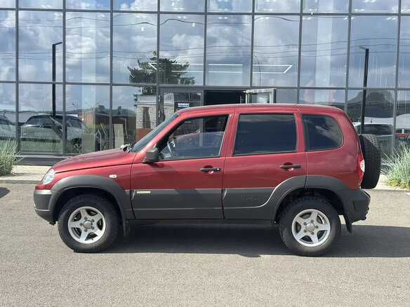 2015 Chevrolet Niva I Рестайлинг, красный, 549000 рублей - вид 1