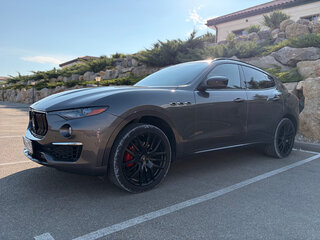 2021 Maserati Levante I Рестайлинг, серый, 6500000 рублей, вид 2