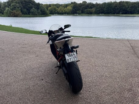 2010 KTM 1190 RC8, чёрный, 650000 рублей, вид 4