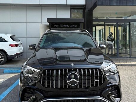 2026 Mercedes-Benz GLE 450 II (V167) Рестайлинг, чёрный, 13990000 рублей, вид 2