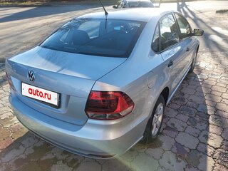 2015 Volkswagen Polo V Рестайлинг, серебристый, 1360000 рублей, вид 5