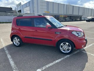 2010 Kia Soul I, красный, 750000 рублей, вид 5