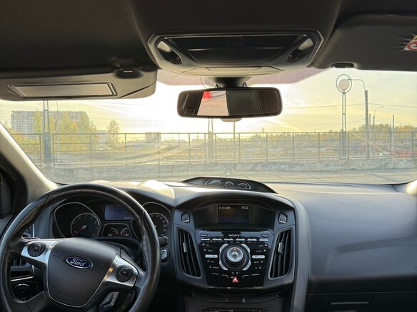 2012 Ford Focus ST III, белый, 1500000 рублей - вид 11