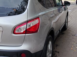 2012 Nissan Qashqai I Рестайлинг, серебристый, 950000 рублей, вид 4