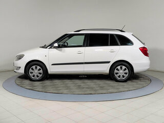 2011 Skoda Fabia II Рестайлинг, белый, 749900 рублей, вид 5