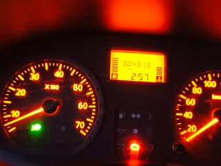 2008 Renault Logan I, красный, 320000 рублей, вид 3