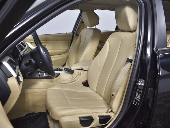 2015 BMW 3 серии 318i VI (F3x) Рестайлинг, чёрный, 1469900 рублей - вид 9