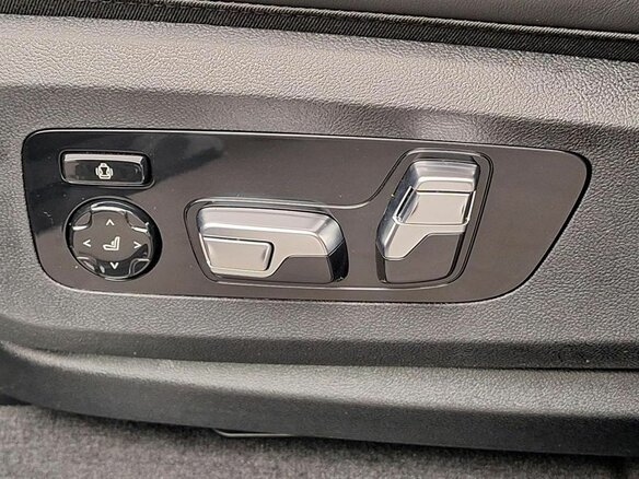2026 BMW X5 40d IV (G05/G18) Рестайлинг, серый - вид 12