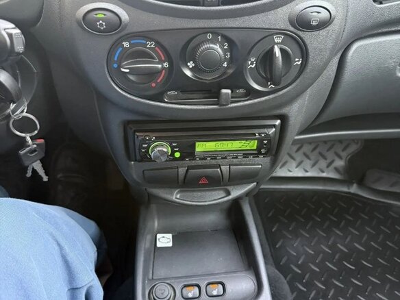 2012 Lada (ВАЗ) Kalina I, чёрный, 380000 рублей - вид 17