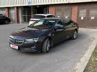 2021 Opel Insignia II Рестайлинг, коричневый, 1925000 рублей, вид 1