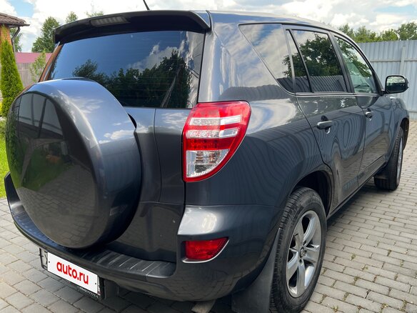 2011 Toyota RAV4 III (XA30) Рестайлинг, серый, 1500000 рублей