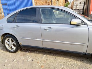 2007 Volvo S40 II Рестайлинг, серебристый, 400000 рублей, вид 3
