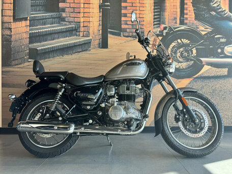 2025 Royal Enfield Meteor, серый, 528000 рублей, вид 3
