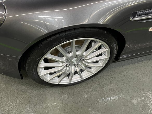 2008 Aston Martin DB9 I, серый, 7999000 рублей - вид 2