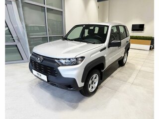 2026 Lada (ВАЗ) Niva Travel I Рестайлинг, серебристый, 1507800 рублей, вид 1