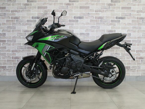 2024 Kawasaki Versys 650, зелёный, 907000 рублей - вид 2