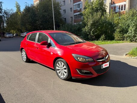 2013 Opel Astra J Рестайлинг, красный, 770000 рублей, вид 2