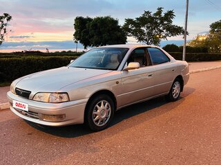 1995 Toyota Vista IV (V40), серебристый, 345000 рублей, вид 1