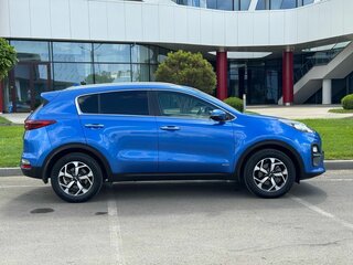 2020 Kia Sportage IV Рестайлинг, синий, 2055000 рублей, вид 4