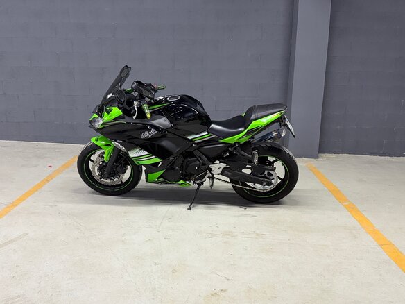 2017 Kawasaki Ninja 650, зелёный, 570000 рублей - вид 2