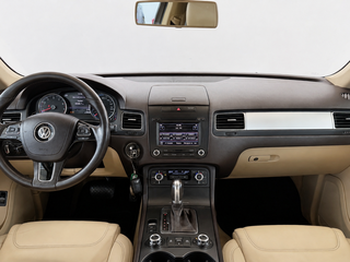 2011 Volkswagen Touareg II, чёрный, 1535000 рублей, вид 5