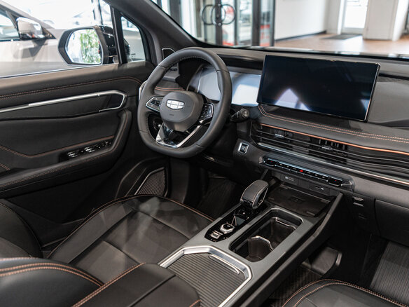 2026 Geely Okavango I Рестайлинг, чёрный - вид 6
