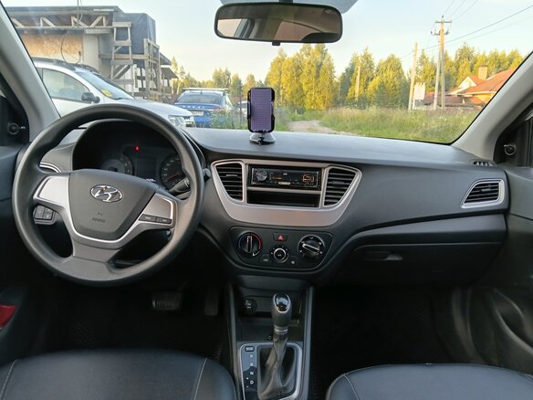 2020 Hyundai Solaris II Рестайлинг, белый, 1300000 рублей - вид 6