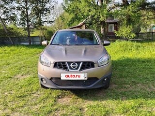 2011 Nissan Qashqai I Рестайлинг, коричневый, 800000 рублей, вид 2