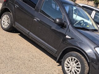 2012 Renault Sandero I, чёрный, 470000 рублей, вид 2