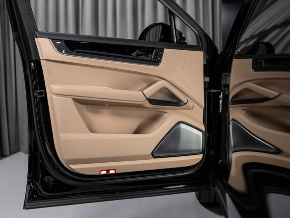 2026 Porsche Cayenne Coupé III Рестайлинг, чёрный, 22795200 рублей - вид 17