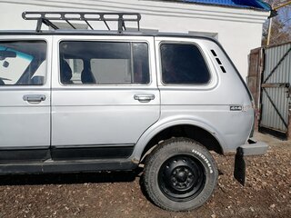 2011 Lada (ВАЗ) 2131 (4x4) 213105 I, серебристый, 300000 рублей, вид 5