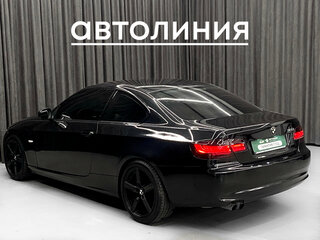 2011 BMW 3 серии 325i V (E90/E91/E92/E93) Рестайлинг, чёрный, 1349000 рублей, вид 5