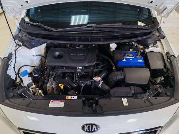 2019 Kia Cerato III Рестайлинг (Classic), белый, 1520000 рублей - вид 11