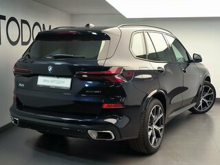 2025 BMW X5 40i IV (G05/G18) Рестайлинг, чёрный, 13950000 рублей, вид 4