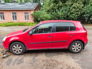 2007 Volkswagen Golf V, красный, 390000 рублей, вид 4