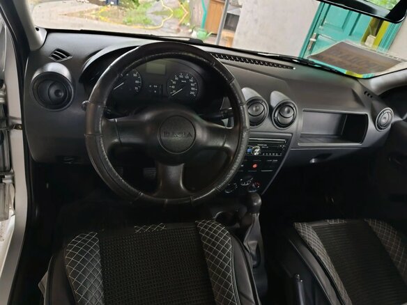 2006 Dacia Logan I, серебристый, 320000 рублей - вид 3