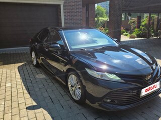 2020 Toyota Camry VIII (XV70), чёрный, 3150000 рублей, вид 3