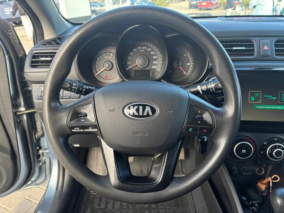 2014 Kia Rio 5-speed III, голубой, 1050000 рублей - вид 20