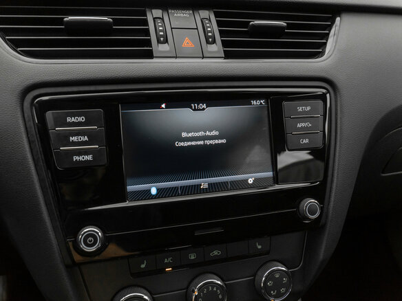 2019 Skoda Octavia III (A7) Рестайлинг, белый, 1525000 рублей - вид 14