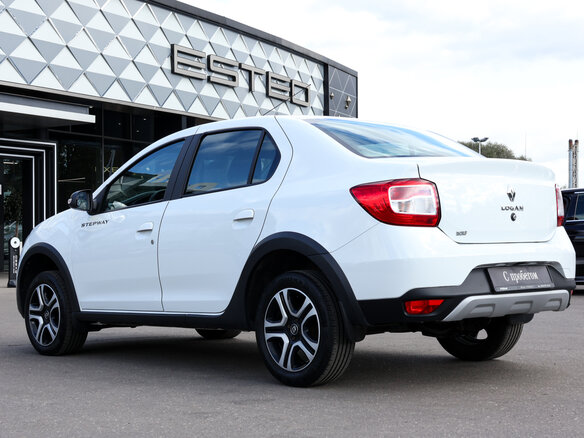 2022 Renault Logan Stepway II Рестайлинг, белый, 1179000 рублей - вид 6