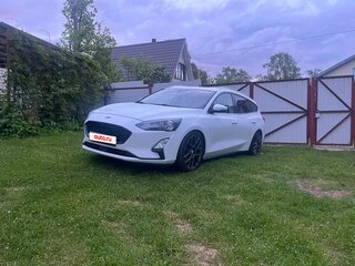 2018 Ford Focus IV, белый, 1450000 рублей, вид 1