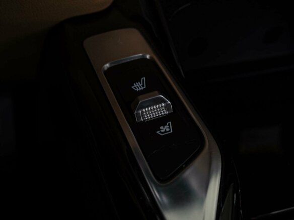 2021 Kia Sorento IV, белый - вид 15