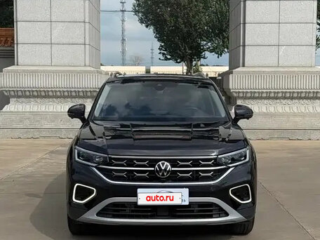 2023 Volkswagen Tayron I Рестайлинг, серый, 2300000 рублей, вид 2