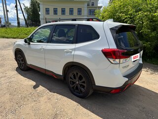 2020 Subaru Forester V, белый, 3300000 рублей, вид 3