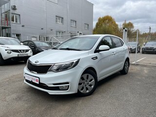 2015 Kia Rio III, белый, 899000 рублей, вид 5