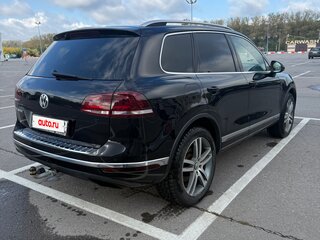 2016 Volkswagen Touareg II Рестайлинг, чёрный, 2700000 рублей, вид 4