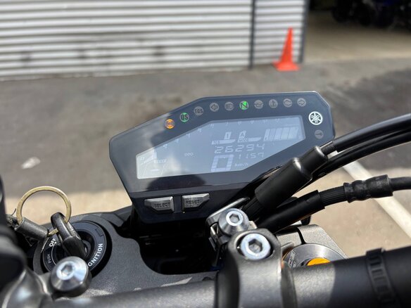 2018 Yamaha MT-09 (FZ-09), синий, 910000 рублей - вид 7